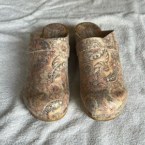 Sanita vegan clogs size 39
